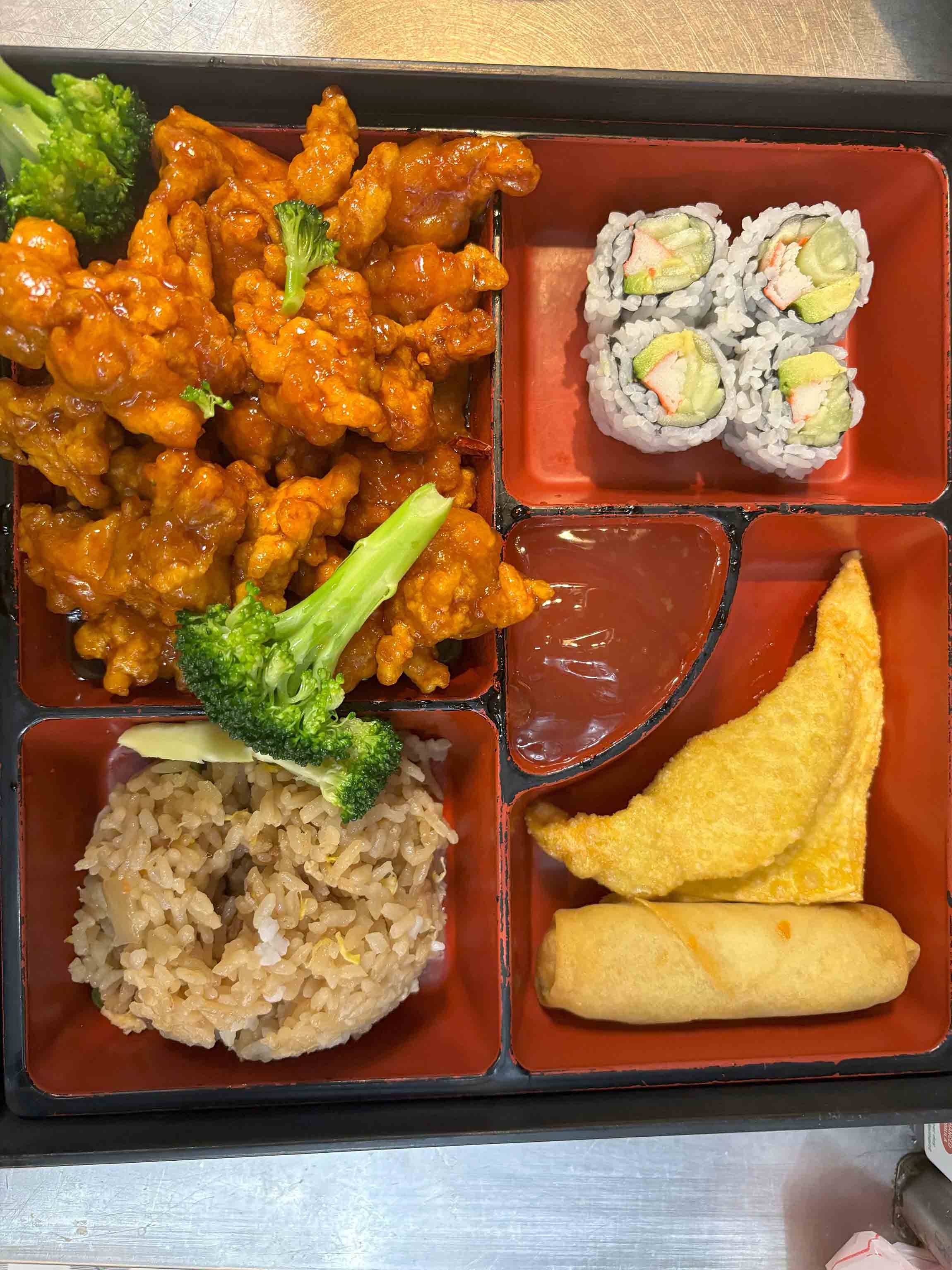 General Tso's Chicken Bento Box